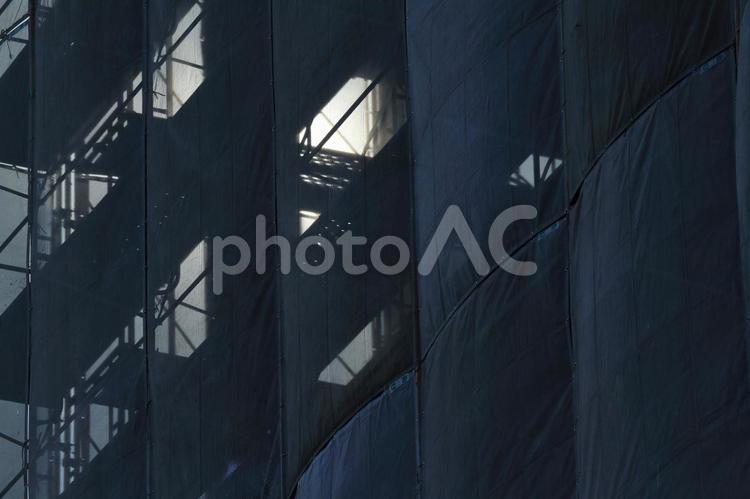 建設現場で働くシルエット 建設,工事現場,シルエットの写真素材