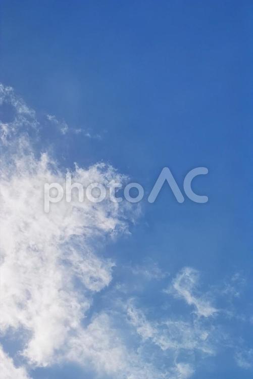 1月の昼の空 1月,昼,空の写真素材