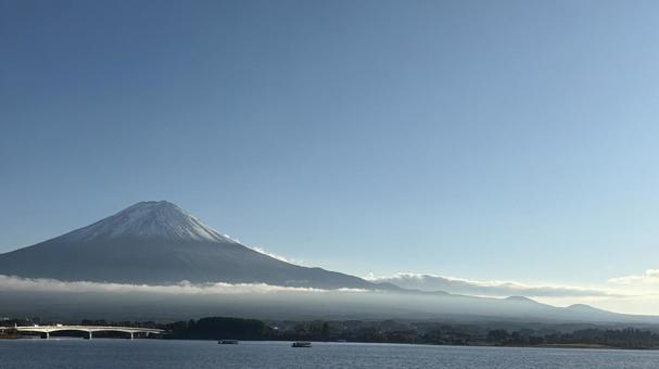 河口湖と富士山 富士山,山梨県,河口湖の写真素材