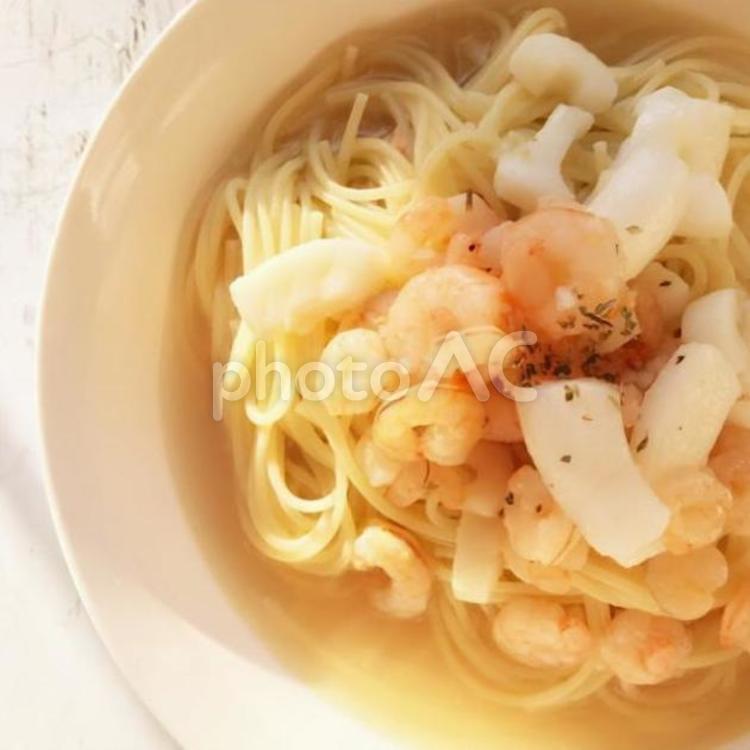小えびとイカのあっさりパスタ (調味料),おいしい,イカの写真素材