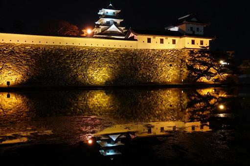 夜に輝く今治城 今治城,愛媛県,今治の写真素材