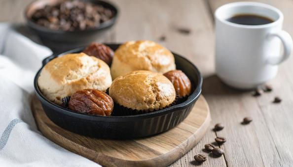 コーヒーとスイーツの写真