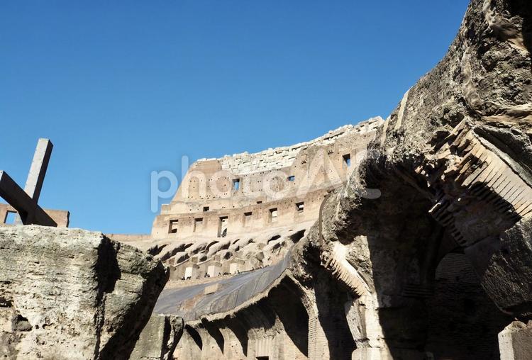 コロッセオの景色 コロッセオ,イタリア,ローマの写真素材