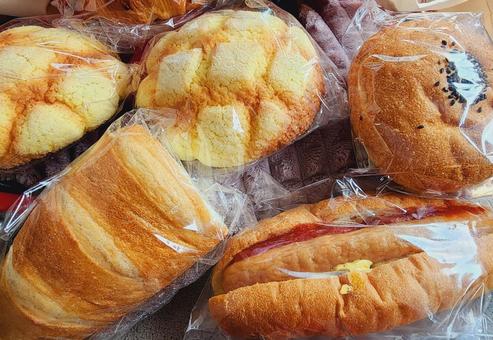 Bakery Bakery メロンパン,ホットドッグ,あんぱんの写真素材