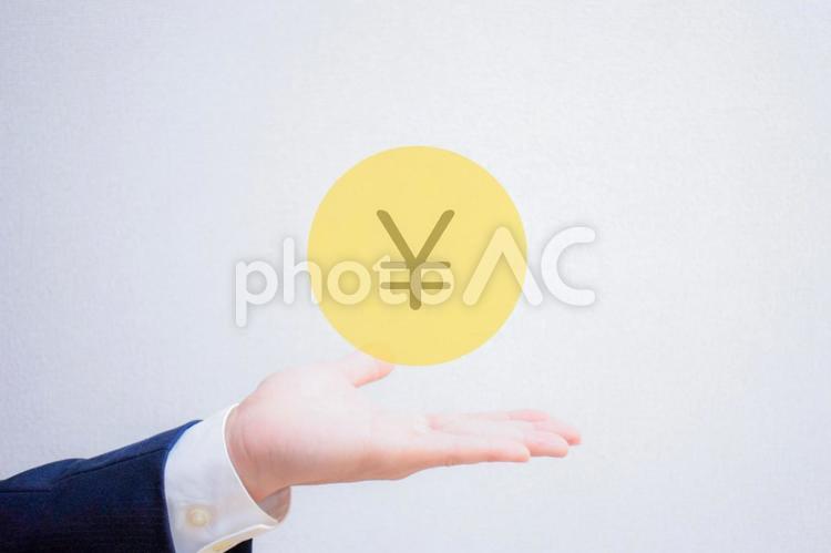 手のひらとお金 ビジネスマン,お金,マナーの写真素材