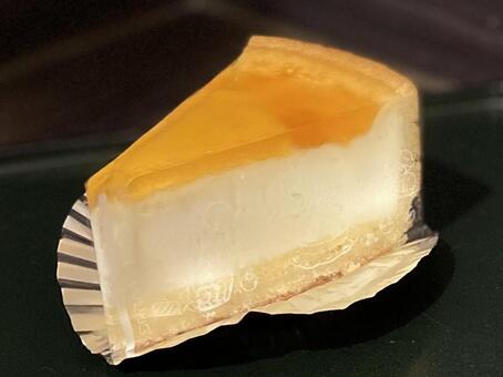 有名店のベイクドチーズケーキ チーズケーキ,チーズタルト,ケーキの写真素材