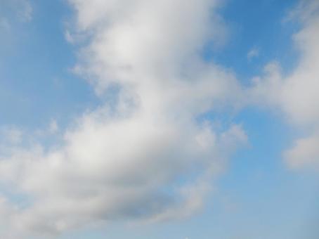【空の写真】秋空 【空の写真】秋空 秋空,空,雲の写真素材