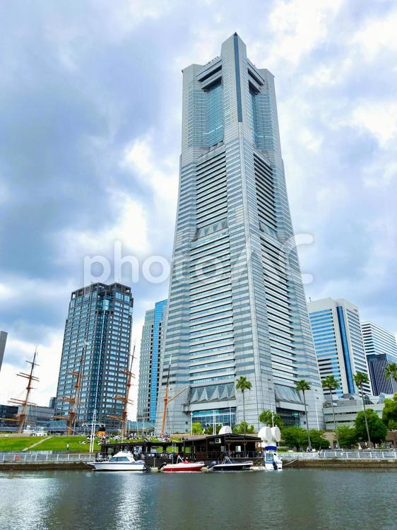 横浜ランドマークタワー 横浜ランドマークタワー,高層ビル,超高層ビルの写真素材