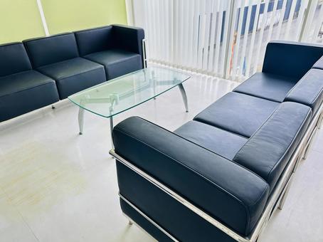 ソファー　事務所の写真