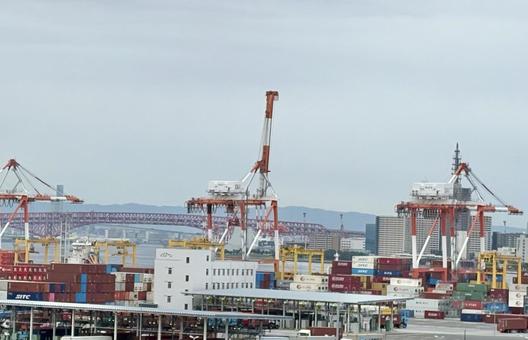 コンテナ基地 コンテナ基地の写真