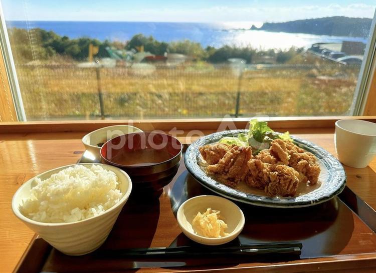 唐揚げ定食 唐揚げ定食,定食,唐揚げの写真素材