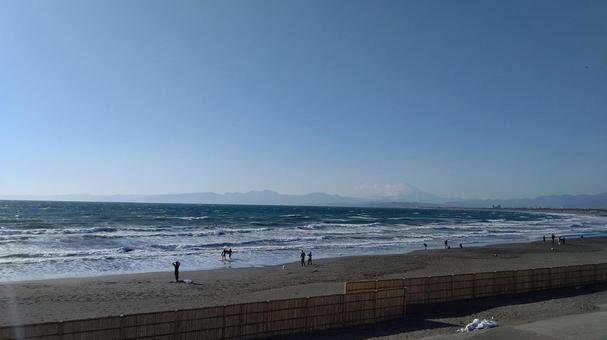 西浜と富士山の写真