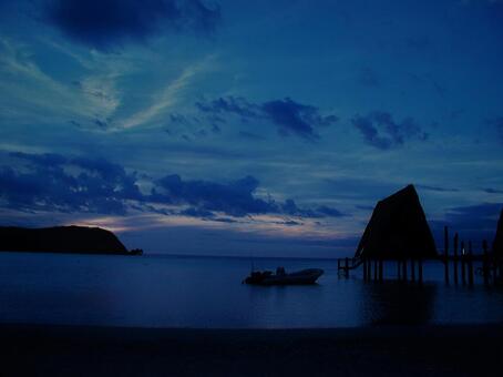 南国の夕暮れ 南国の夕暮れの写真