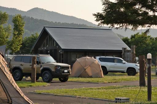 キャンプ行こうよ キャンプ,おしゃれ,ドームテントの写真素材