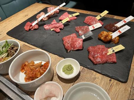 焼肉盛りプレート　サイドメニューを添えて 焼肉,プレート,お肉の写真素材