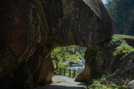 昇仙峡・石門 昇仙峡・石門 石門,昇仙峡,岩の写真素材