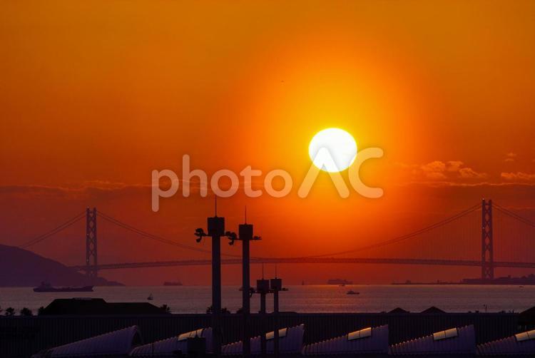 神戸空港からの夕景 夕日,夕陽,夕焼けの写真素材