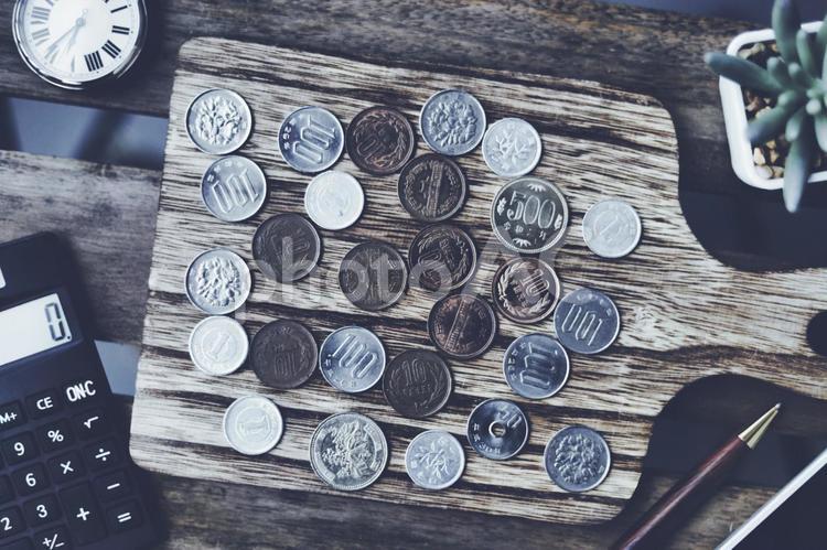 日本の硬貨 ビジネス,お金,時給の写真素材