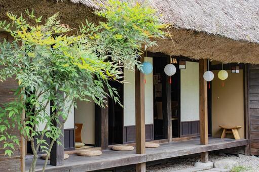 古民家カフェ 古民家,茅葺,茅葺屋根の写真素材