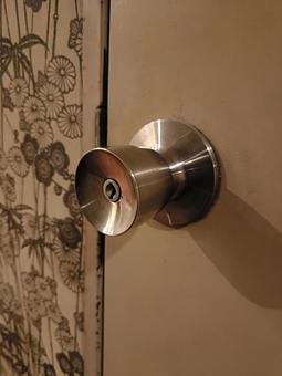 円筒鍵 ドアノブ,ドア,扉の写真素材