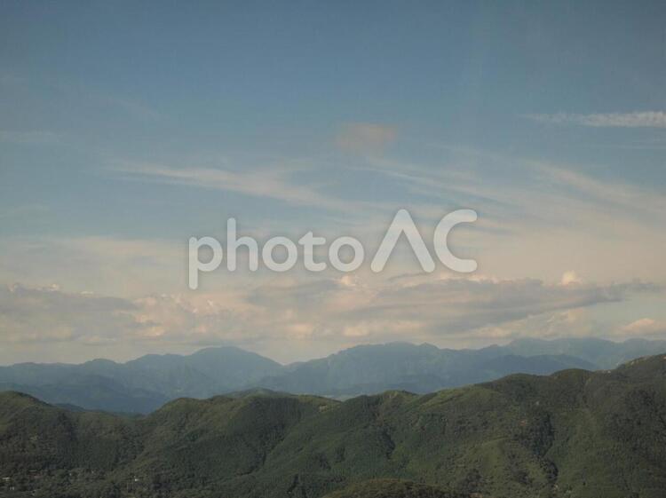 箱根ロープウェイからの空と山々 箱根,ロープウェイ,風景の写真素材