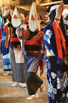 《西馬音内盆踊り》秋田県雄勝郡羽後町 西馬音内盆踊り,西馬音内の盆踊り,羽後町の写真素材
