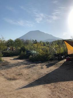 キャンプの朝 山,風景,貫禄の写真素材