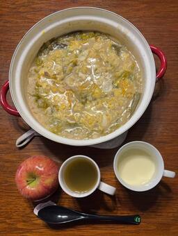 こまち新米の豆乳みそ鍋のおじやなどの朝食 朝食,あきたこまち,新米の写真素材