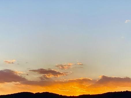 夏の夕暮れ 夏の夕暮れの写真
