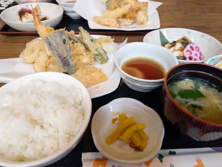 天ぷら定食 天ぷら定食 天ぷら,定食,天ぷら定食の写真素材