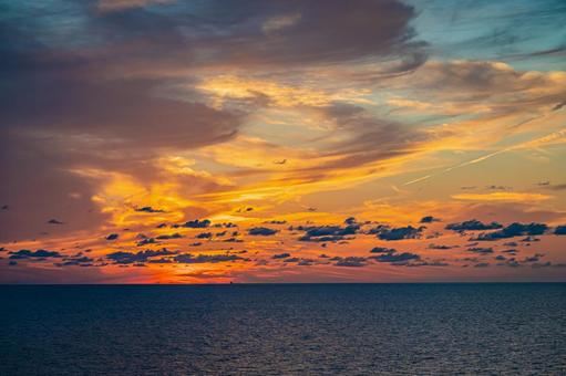 日本海　フェリーからの風景 日本海,日本海フェリー,海の写真素材