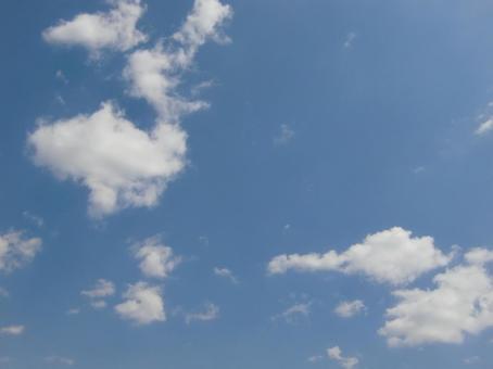 四月の雲-11の写真