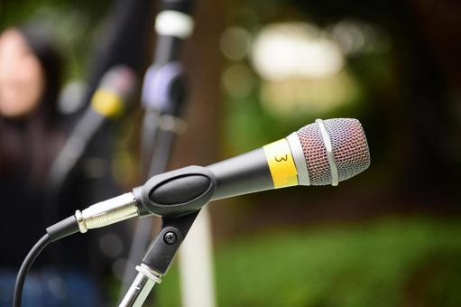 ボーカルマイク　野外（３） コンサート,ライブ,ボーカルの写真素材