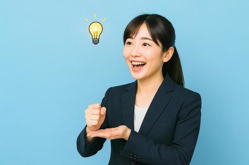 何か閃いた女性 何か閃いた女性の写真