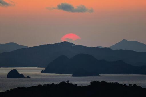 瀬戸の夕日の写真