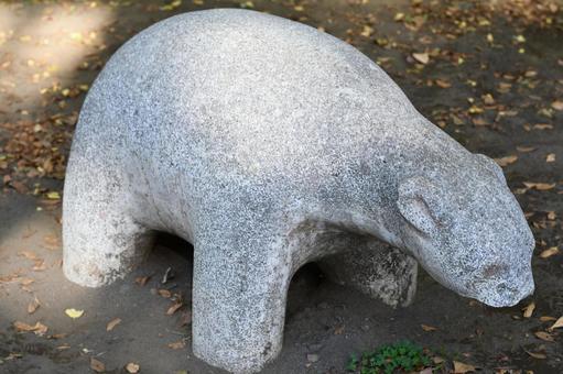 クマの石像 クマの石像 クマ,熊,石像の写真素材