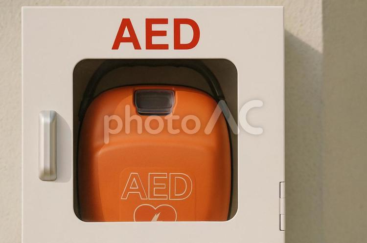AEDの使い方知ってますか？ aed,自動体外式除細動器,aed設置の写真素材