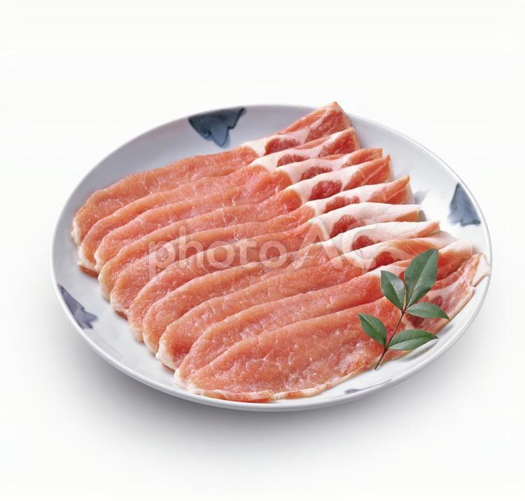 豚肉薄切り　皿盛り 豚ロース,豚肉,薄切りの写真素材