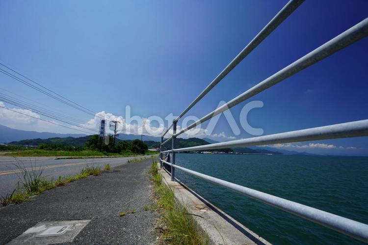 福岡 糸島海沿いのガードレール7 海,海辺,ガードレールの写真素材