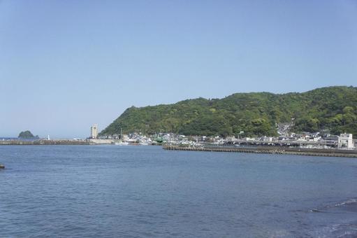 晴れた日の港02 晴れた日の港02 海,町並み,空の写真素材