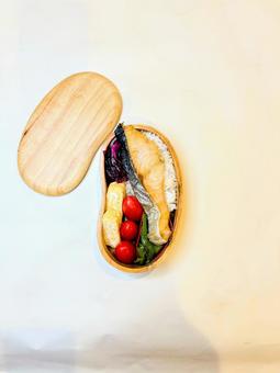 鮭の和風わっぱ弁当 鮭の和風わっぱ弁当 手作り,お弁当,ランチの写真素材