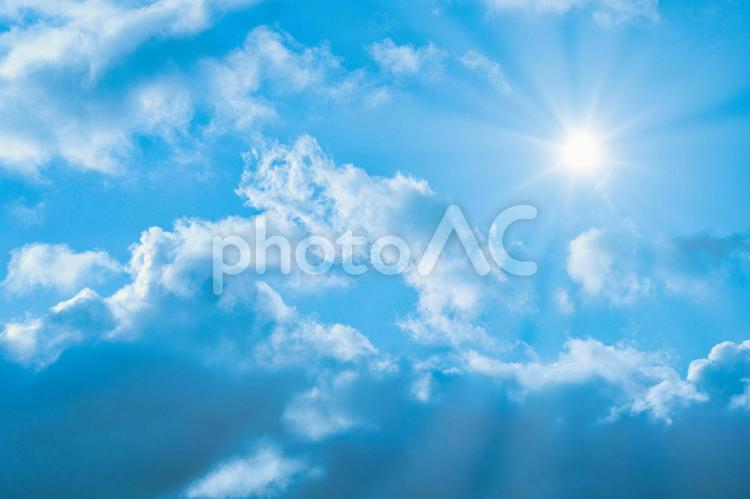 雨上がりの青空 青空,太陽,太陽光の写真素材
