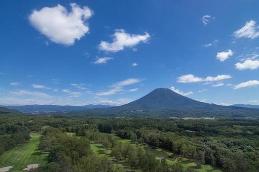 北海道ニセコから見る羊蹄山 北海道ニセコから見る羊蹄山 羊蹄山,絶景,北海道の写真素材