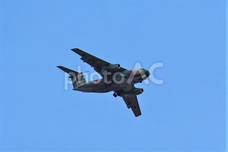 「自衛隊機」一風景(島根県松江にて) 自衛隊機,cー1輸送機,中型輸送機の写真素材