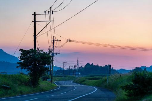 Road dyed in the sunset, JPG
