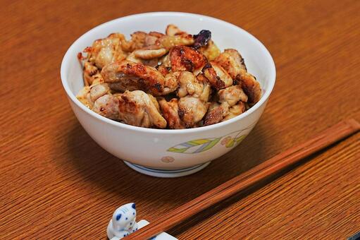 鶏丼 食事,食卓,とり丼の写真素材