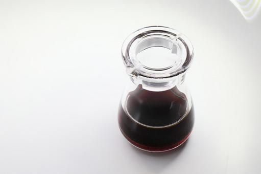 醤油差し(斜め上から) 醤油差し(斜め上から) 醬油差し,醤油,調味料入れの写真素材