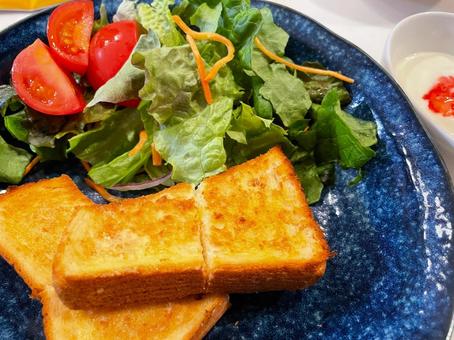 Photo, toast set, morning, western style, 