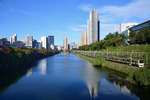 東京の川 東京の川の写真