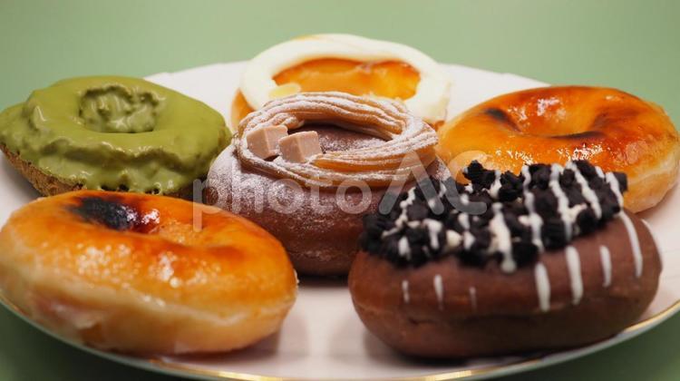 ケーキドーナツ（マクロ撮影） ケーキドーナツ,スイーツ,おやつの写真素材